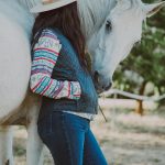 outback-outfit-grey-horse