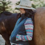 outback-outfit-leaning-horses